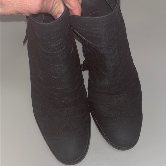 Paul Green made in Austria Black Ankle Booties size 7 / 4.5 preowned - Picture 8 of 13